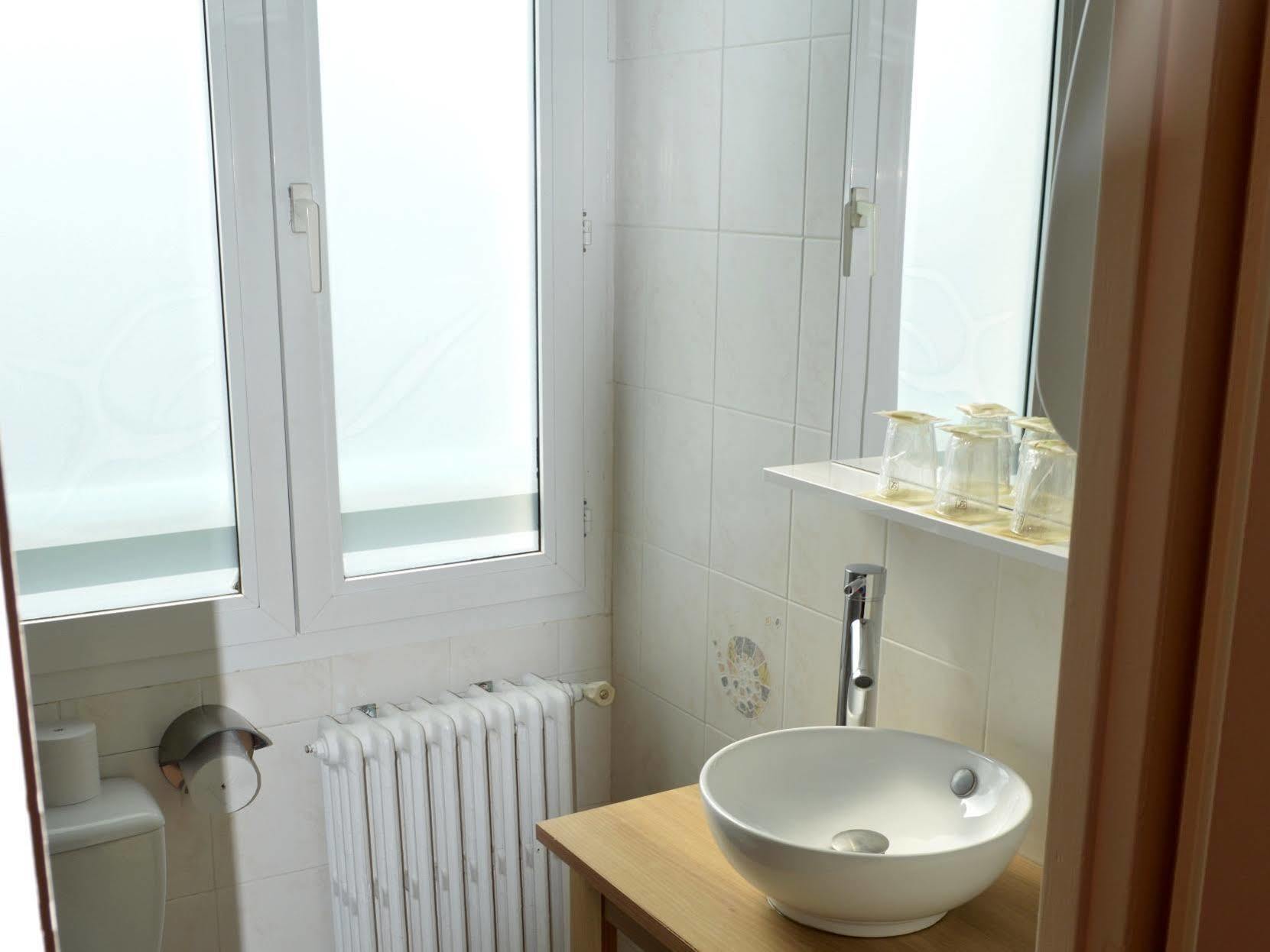 Logis Le Bretagne 2* Le Vivier-sur-Mer